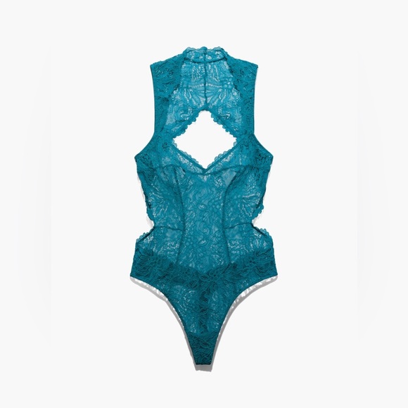 Savage x Fenty Romantic Corded Lace Teddy Bodysuit - Picture 3 of 5